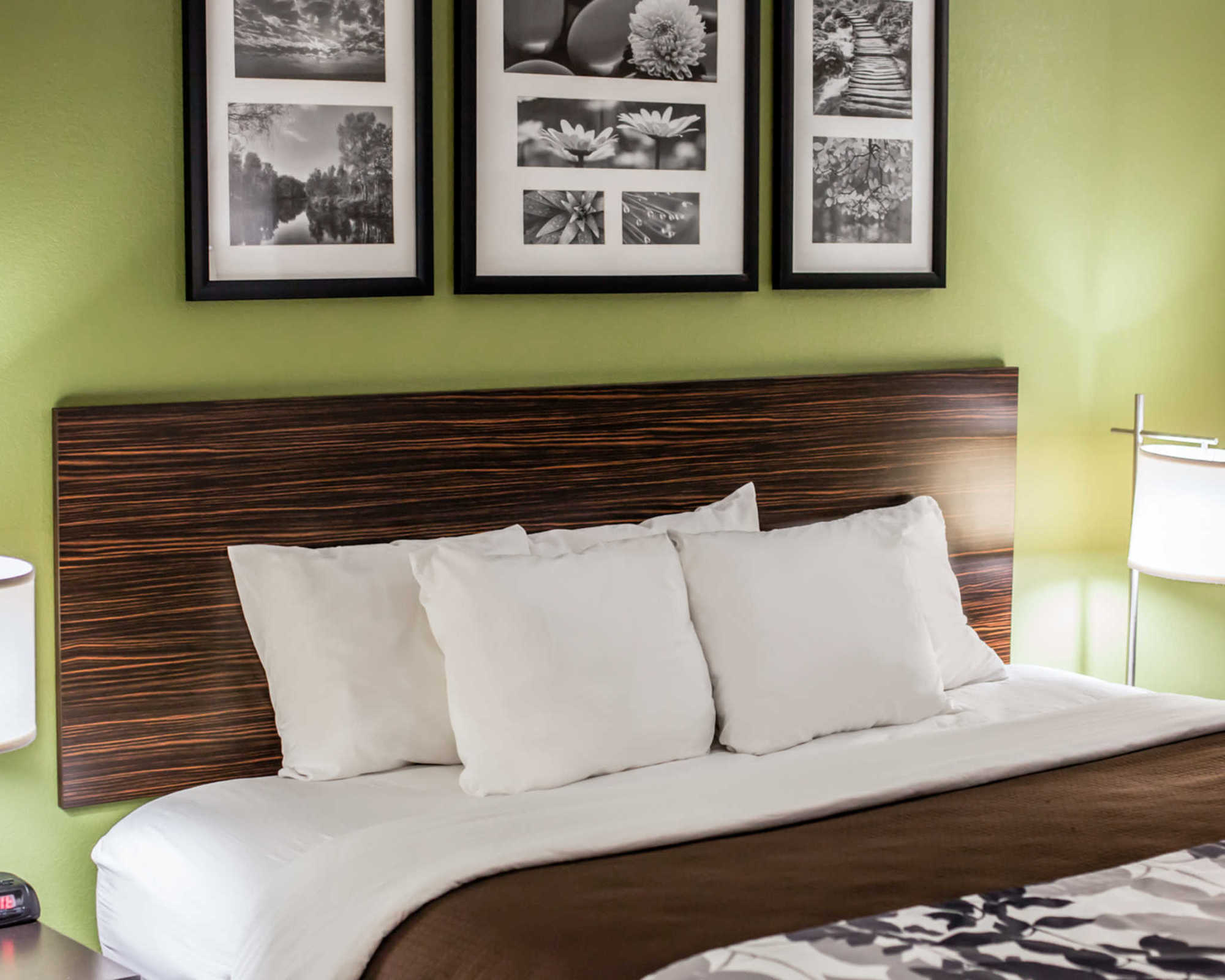 Garner Hotel Topeka West By Ihg Room photo